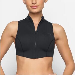 NWT Skims Women’s Sports Swim Black Mock Neck Zip Up Top in Onyx in a size 2X